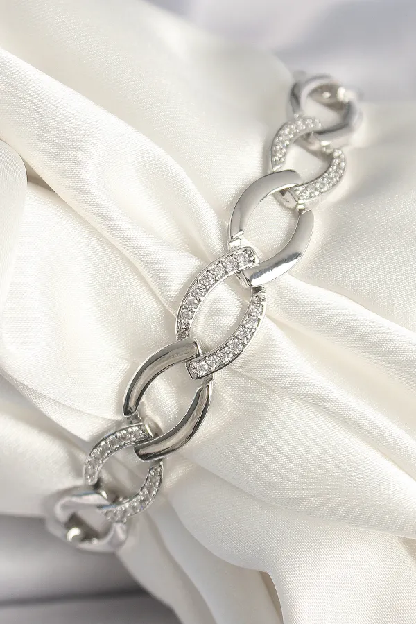 Pirinç Gümüş Renk Zirkon Taşlı Oval Zincir Model Kadın Bileklik