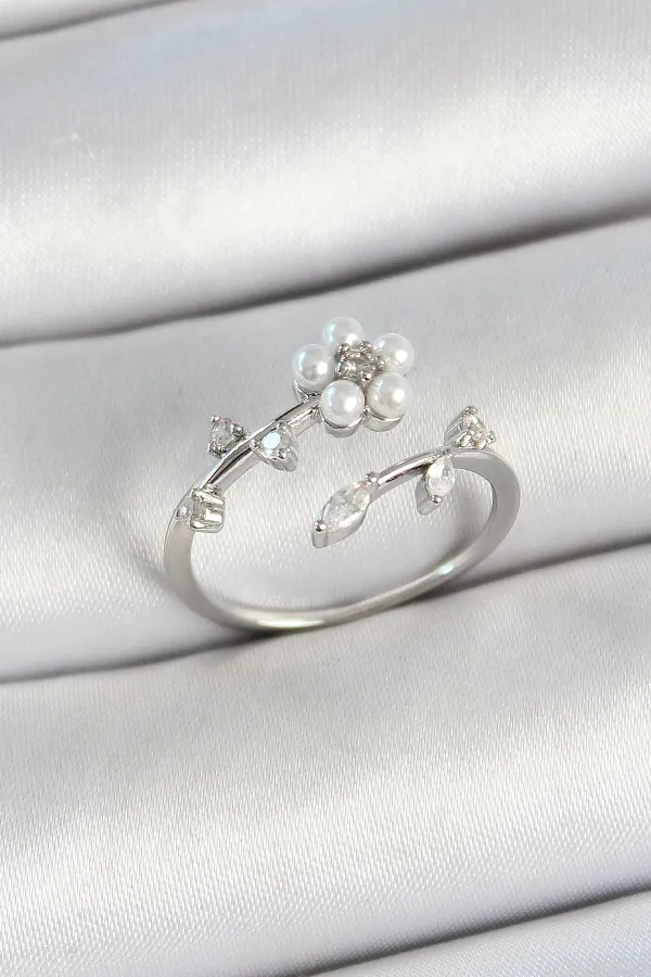 Pirinç İnci Detaylı Papatya Figürlü Zirkon Taşlı Gümüş Renk Ayarlanabilir Kadın Yüzük