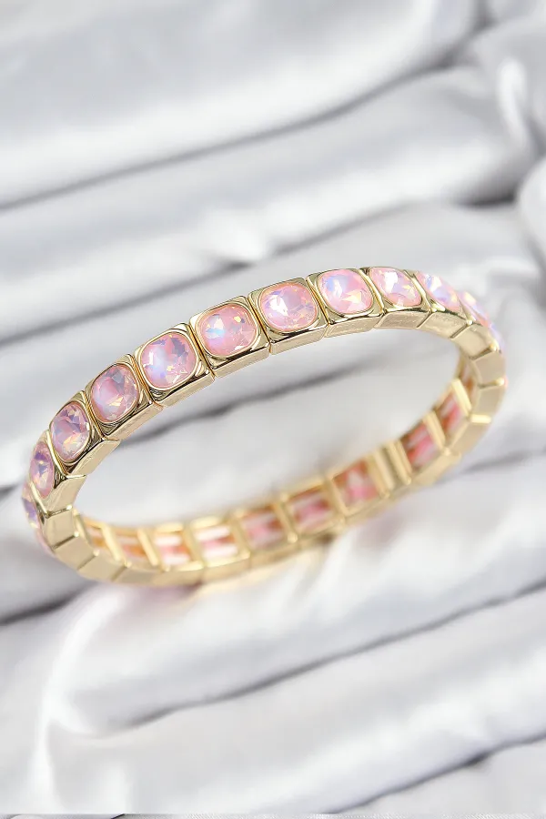 Pirinç Pembe Zirkon Taşlı Kare Model Gold Renk Lastikli Kadın Bileklik