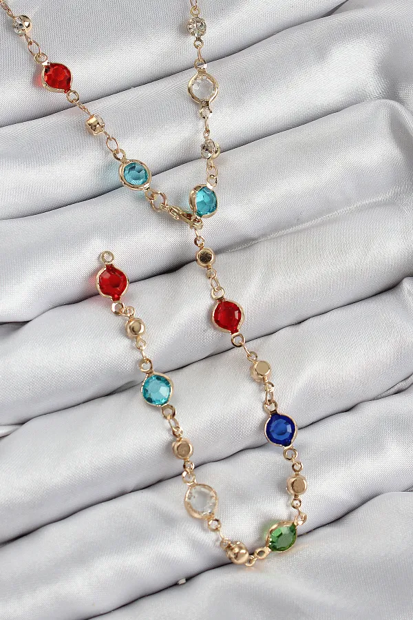 Pirinç Renkli Zirkon Taşlı Model Gold Renk Kadın Y Kolye