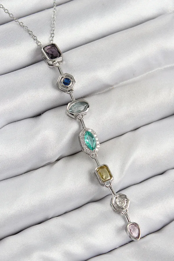 Pirinç Renkli Zirkon Taşlı Model Gümüş Renk Kadın Y Kolye