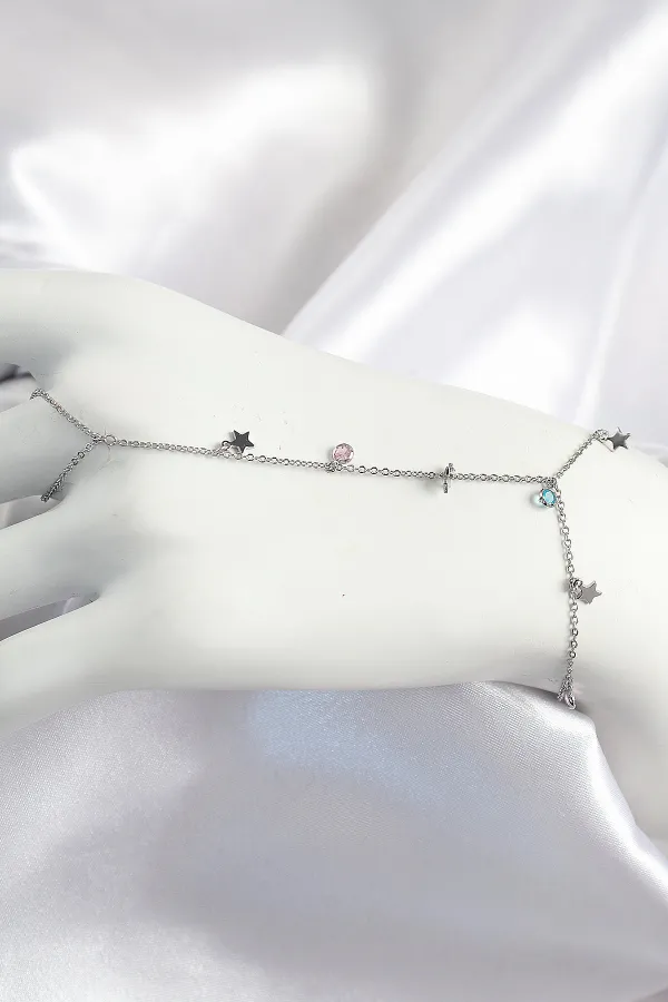 Pirinç Renkli Zirkon Taşlı Sallantılı Yıldızlı Model Gümüş Renk Kadın Şahmeran