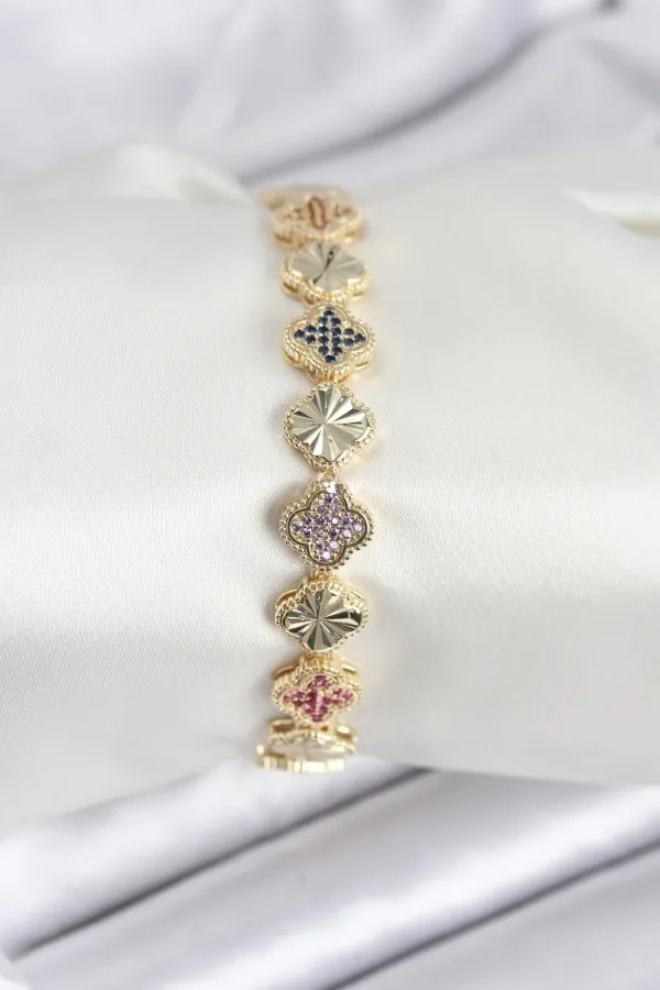 Pirinç VIP Seri Yonca Zirkon Taşlı Kadın Bileklik