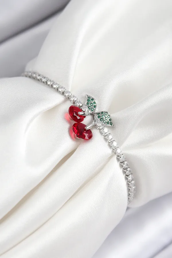 Pirinç Zirkon Taşlı Kiraz Model Gümüş Renk Asansörlü Kadın Bileklik