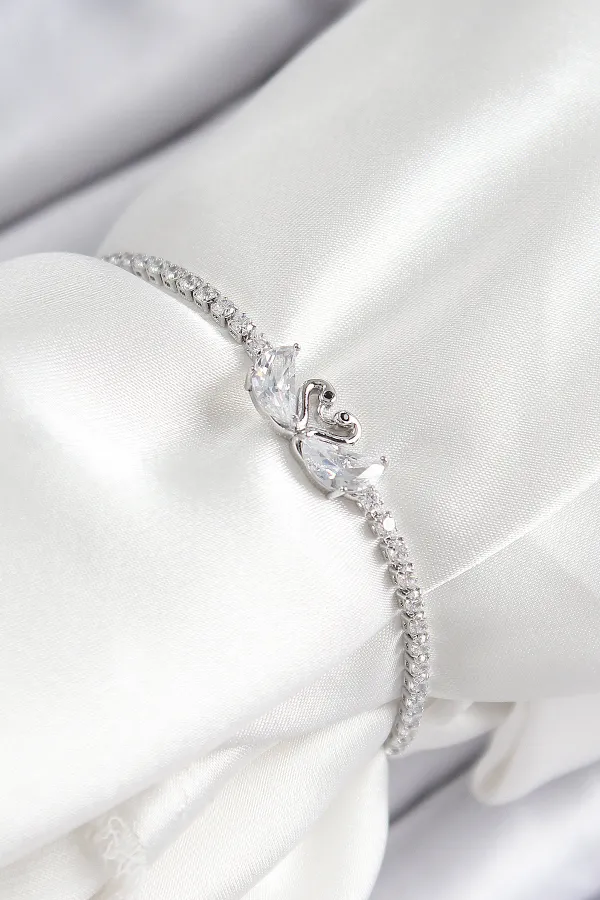 Pirinç Zirkon Taşlı Kuğu Model Gümüş Renk Asansörlü Kadın Bileklik