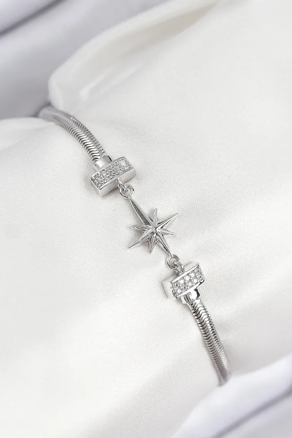Pirinç Zirkon Taşlı Kutup Yıldızı Model Gümüş Renk Kadın Bileklik