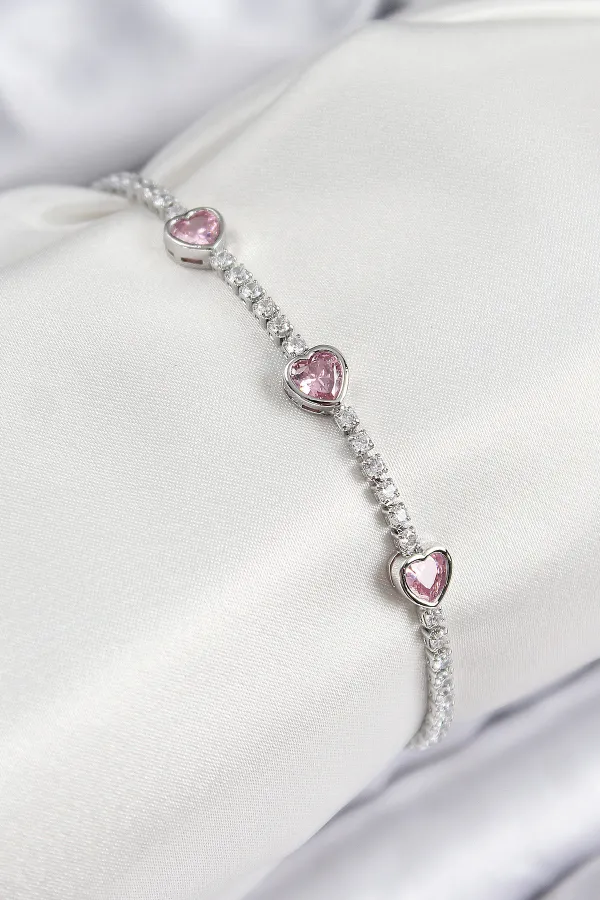 Pirinç Zirkon Taşlı Pembe Kalp Model Gümüş Renk Kadın Bileklik
