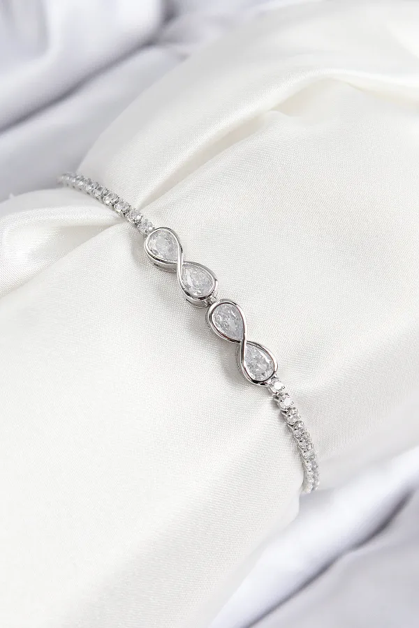 Pirinç Zirkon Taşlı Sonsuzluk Model Gümüş Renk Asansörlü Kadın Bileklik