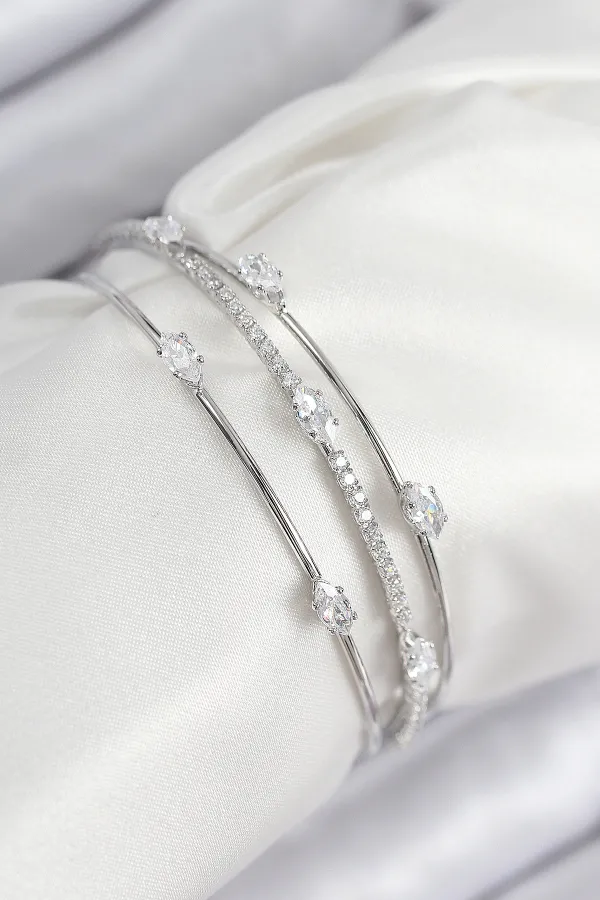 Pirinç Zirkon Taşlı Su Yolu Model Gümüş Renk Kadın Bileklik