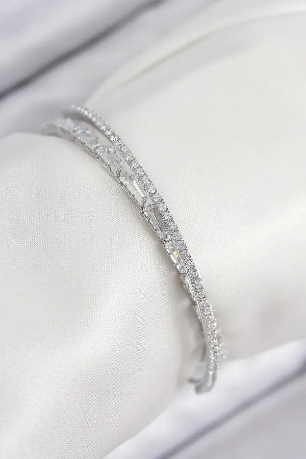 Pirinç Zirkon Taşlı Su Yolu Model Gümüş Renk Kadın Bileklik