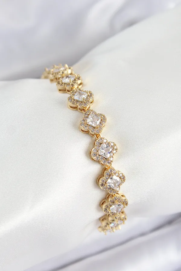 Pirinç Zirkon Taşlı Yonca Baget Model Gold Renk VIP Seri Kadın Bileklik