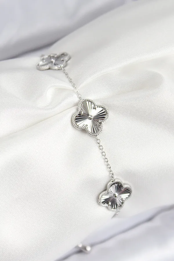 VIP Pirinç Yonca Model Gümüş Renk Kadın Bileklik