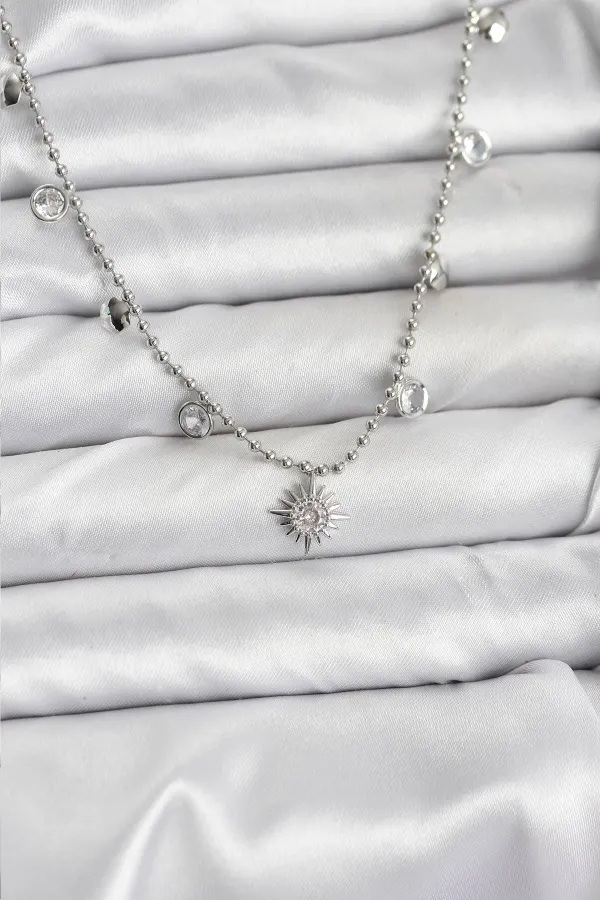 Zirkon Taşlı Kutup Yıldızı Model Pirinç Gümüş Renk Kadın Kolye