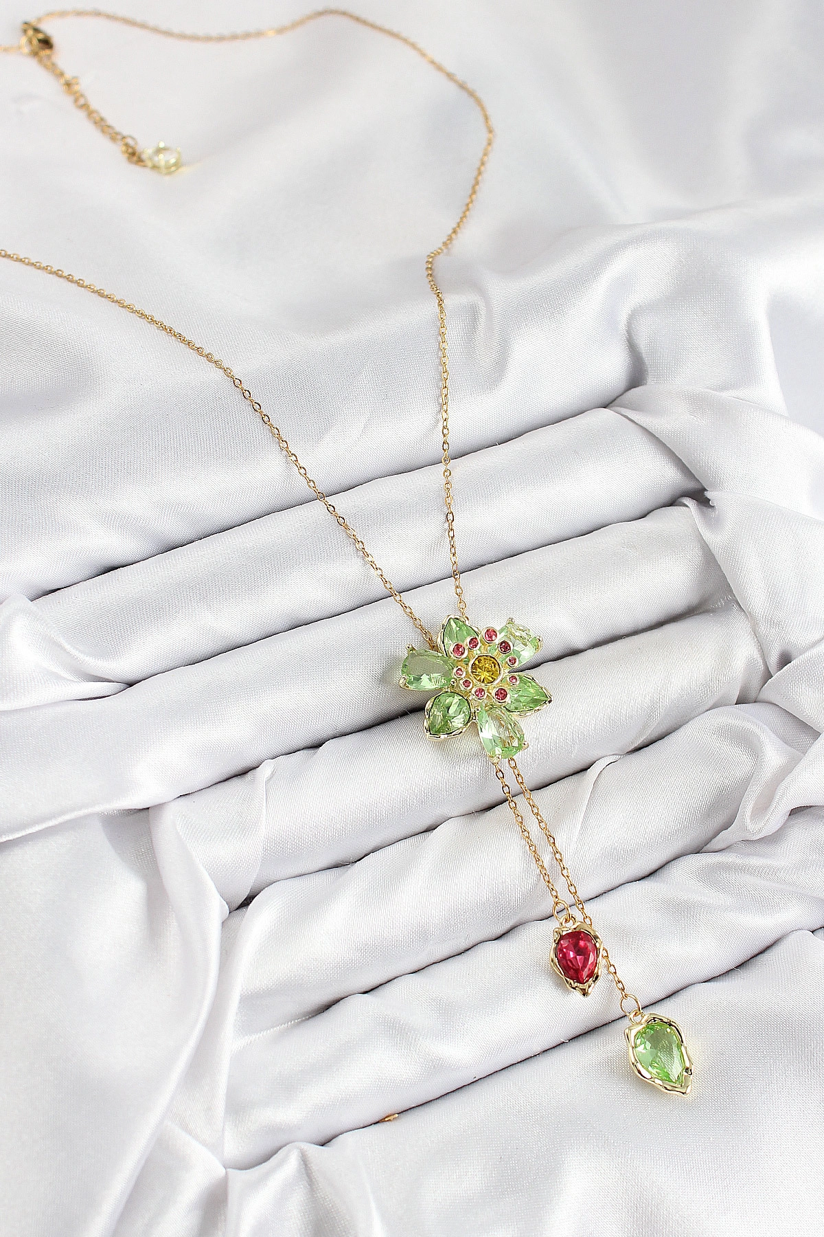 VIP Pirinç Zirkon Taşlı Çiçek Model Gold Renk Asansörlü Kadın Kolye-1