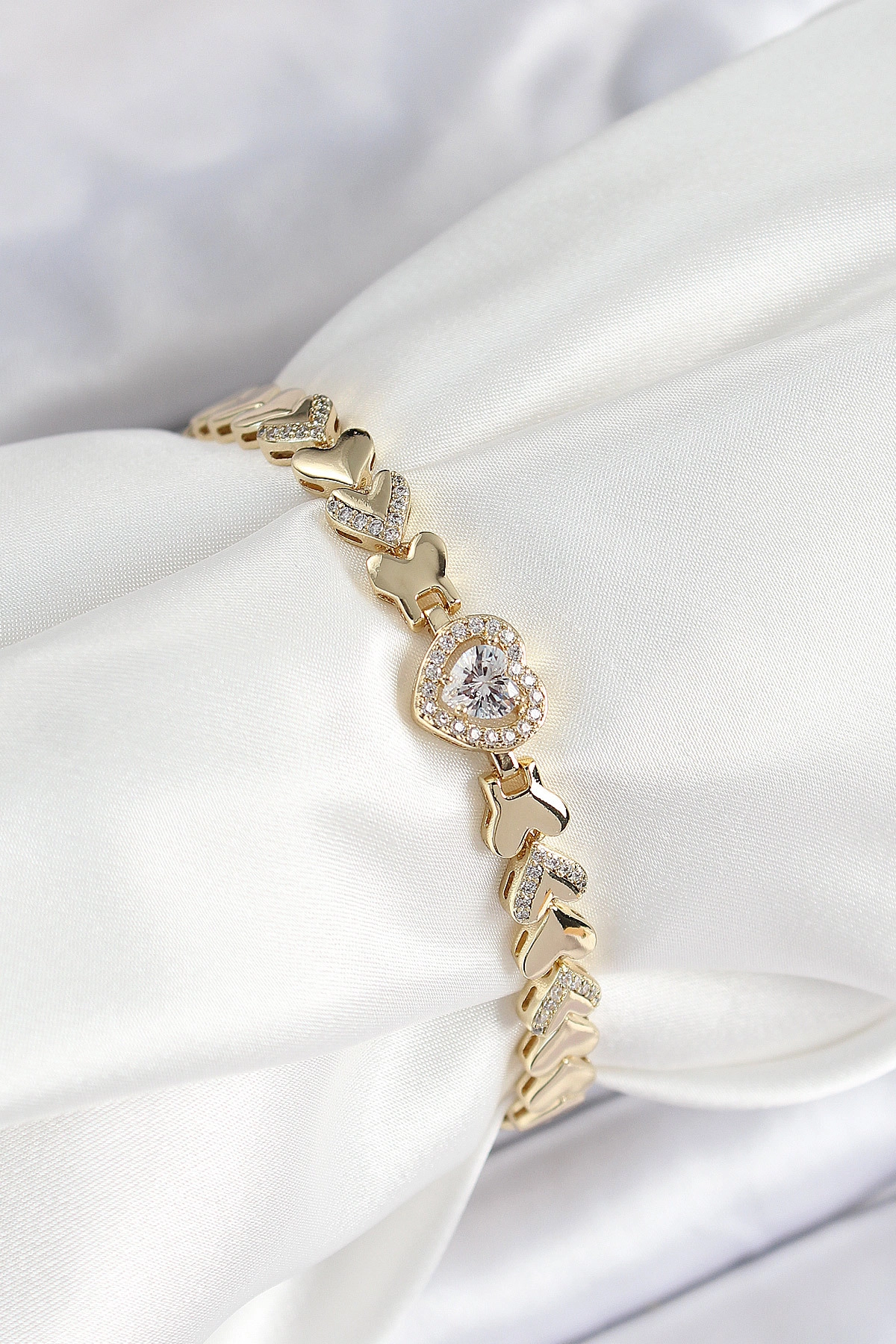 Xuping Pirinç Baget Kalp Model Gold Renk Kadın Bileklik-0