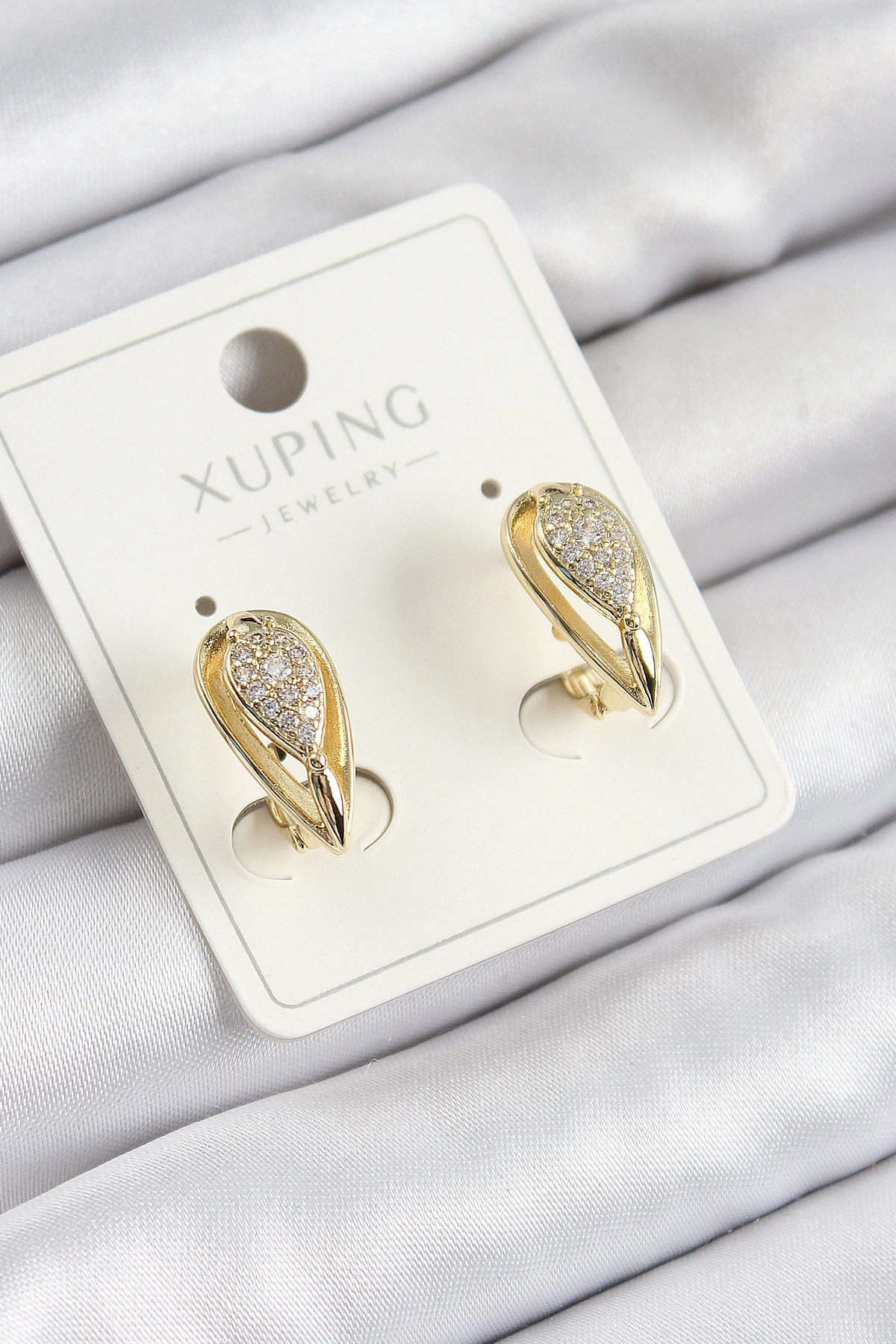 Xuping Zirkon Taşlı Damla Model Gold Renk Kadın Küpe-0