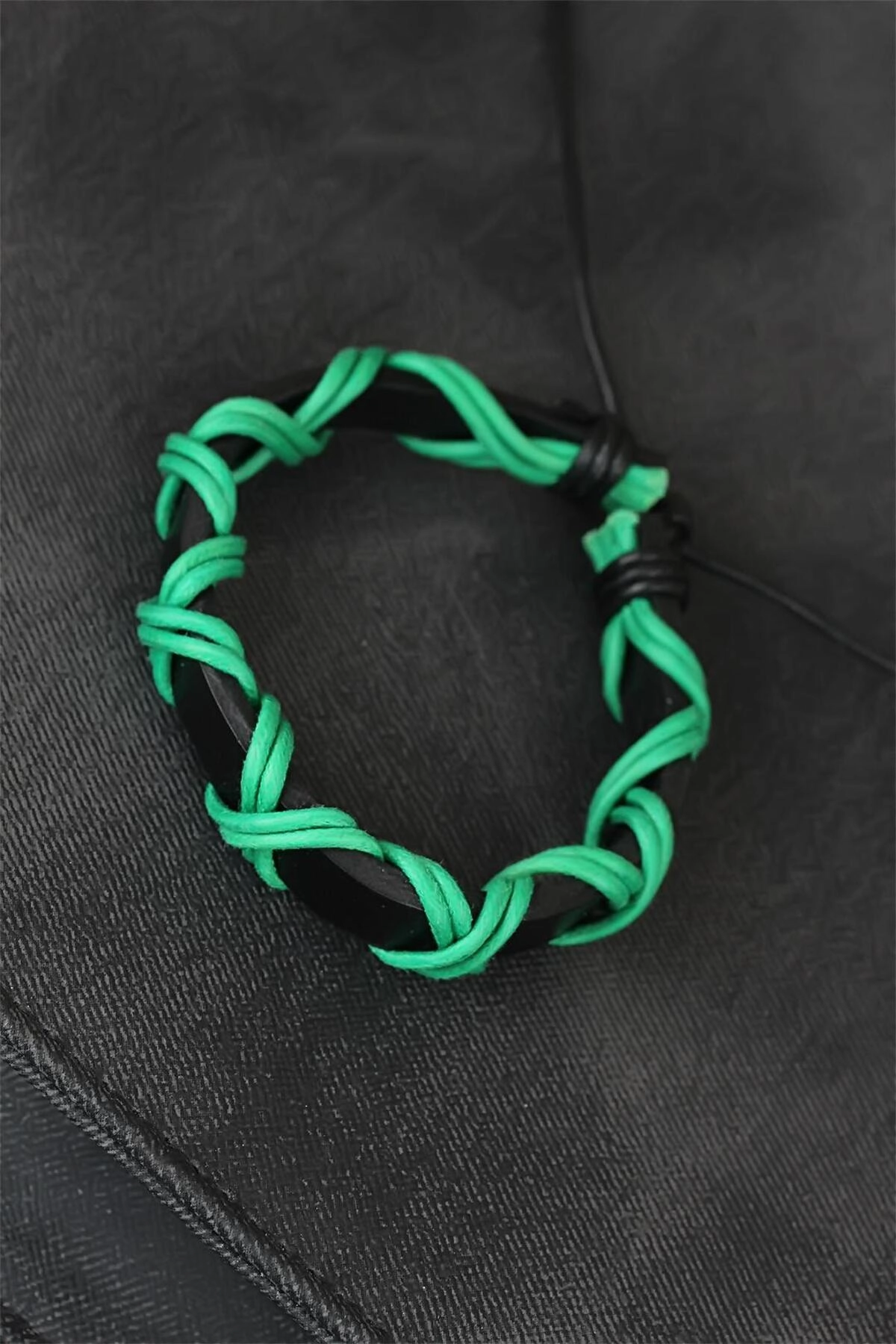 Yeşil İpli Siyah Renk Deri Erkek Bileklik-0