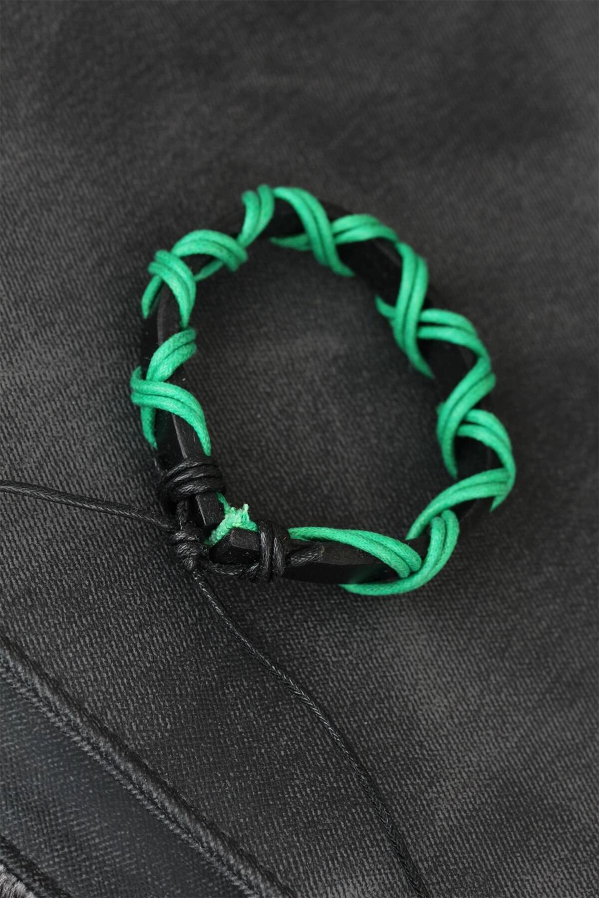 Yeşil İpli Siyah Renk Deri Erkek Bileklik-1