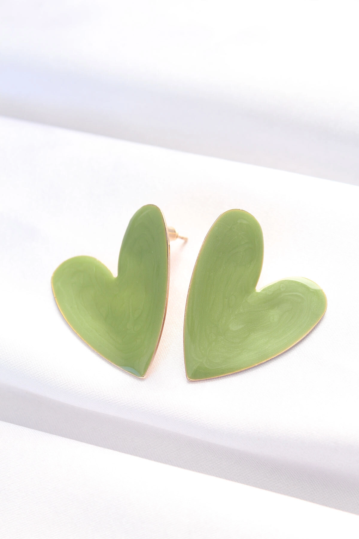 Yeşil Renk Mineli Kalp Küpe-0