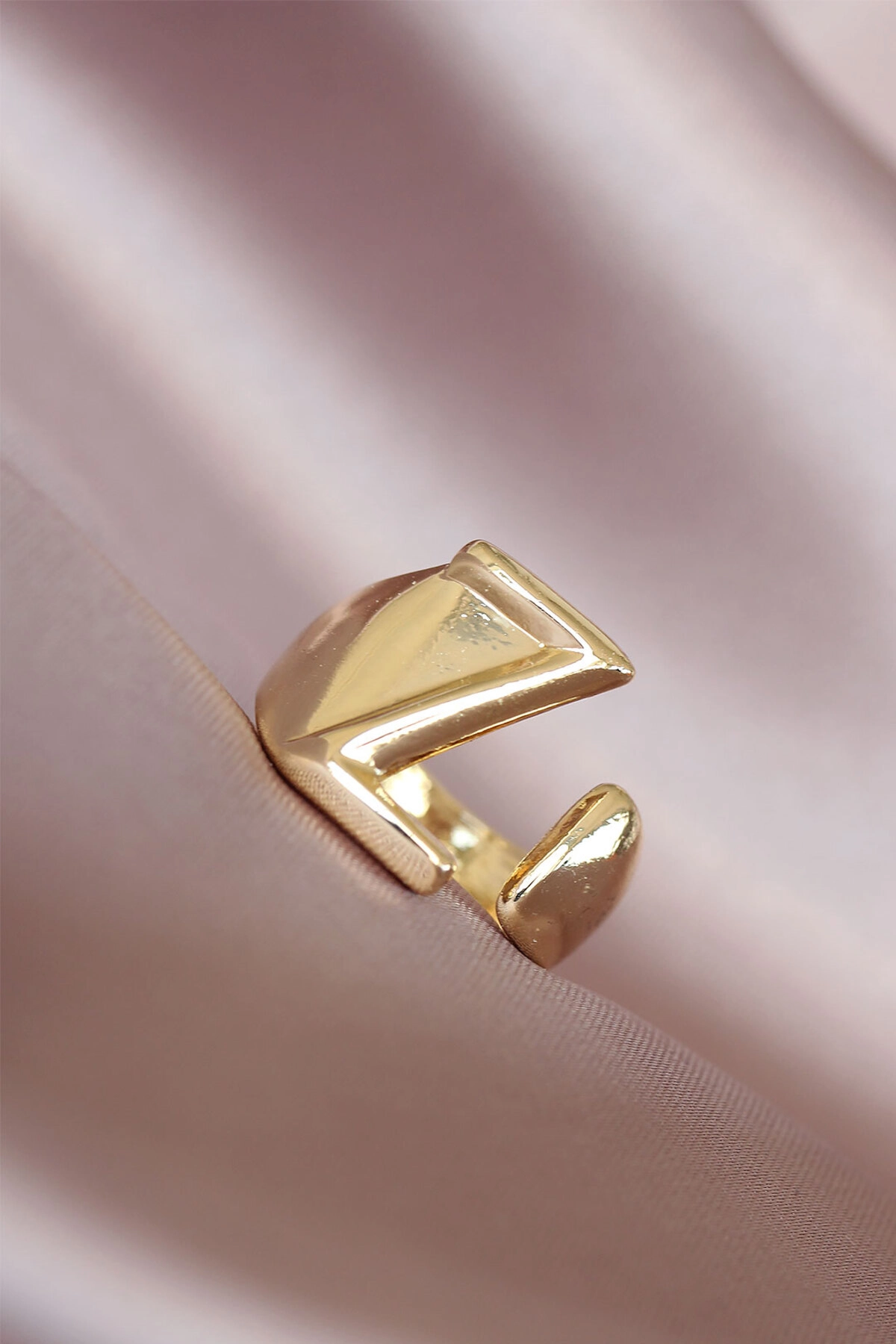 Z Harfli Altın Renk Ayarlamalı Metal Kadın Yüzük-0