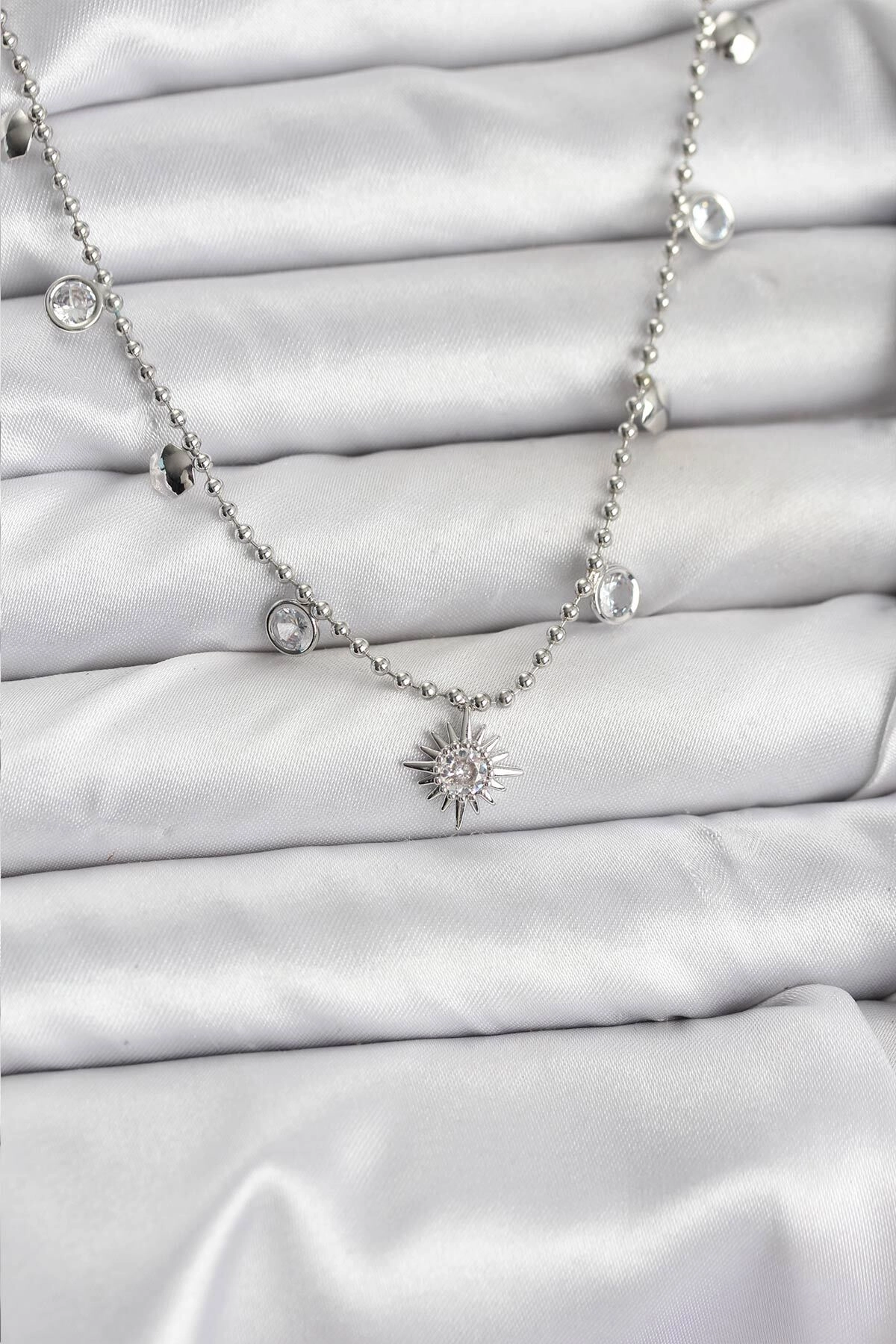 Zirkon Taşlı Kutup Yıldızı Model Pirinç Gümüş Renk Kadın Kolye-0